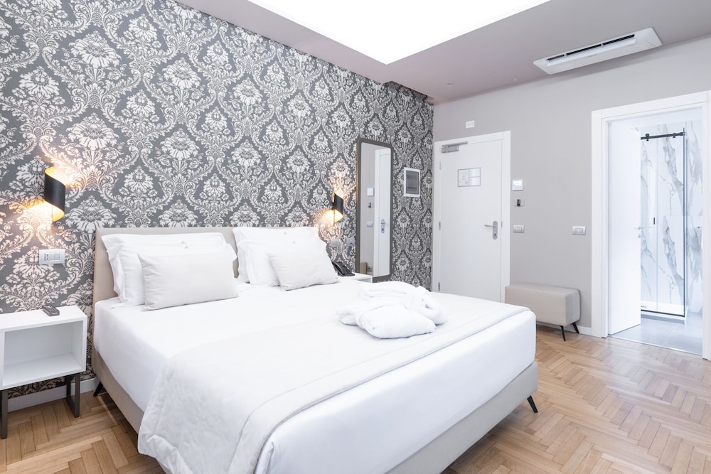 Hotel Caravita
