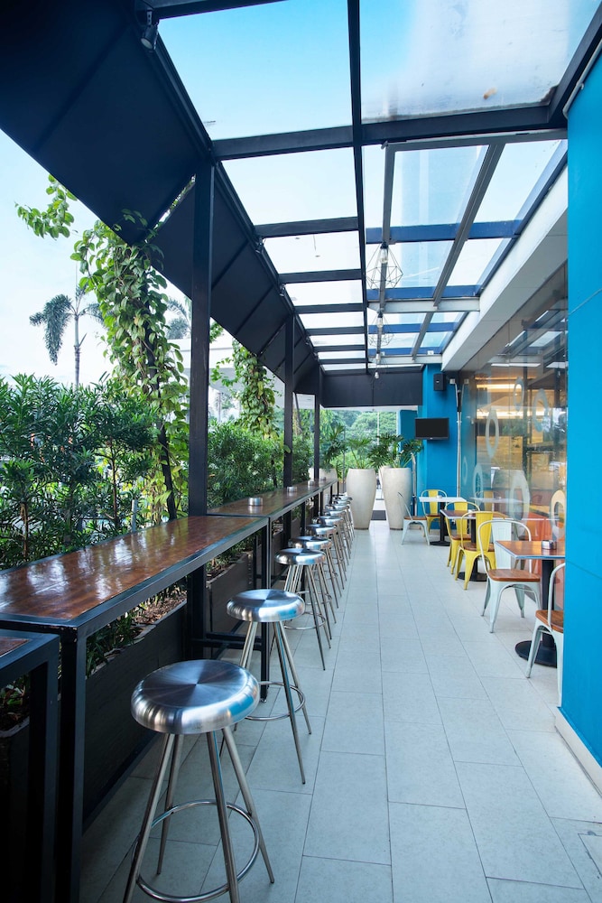 1O1 URBAN Jakarta Kelapa Gading
