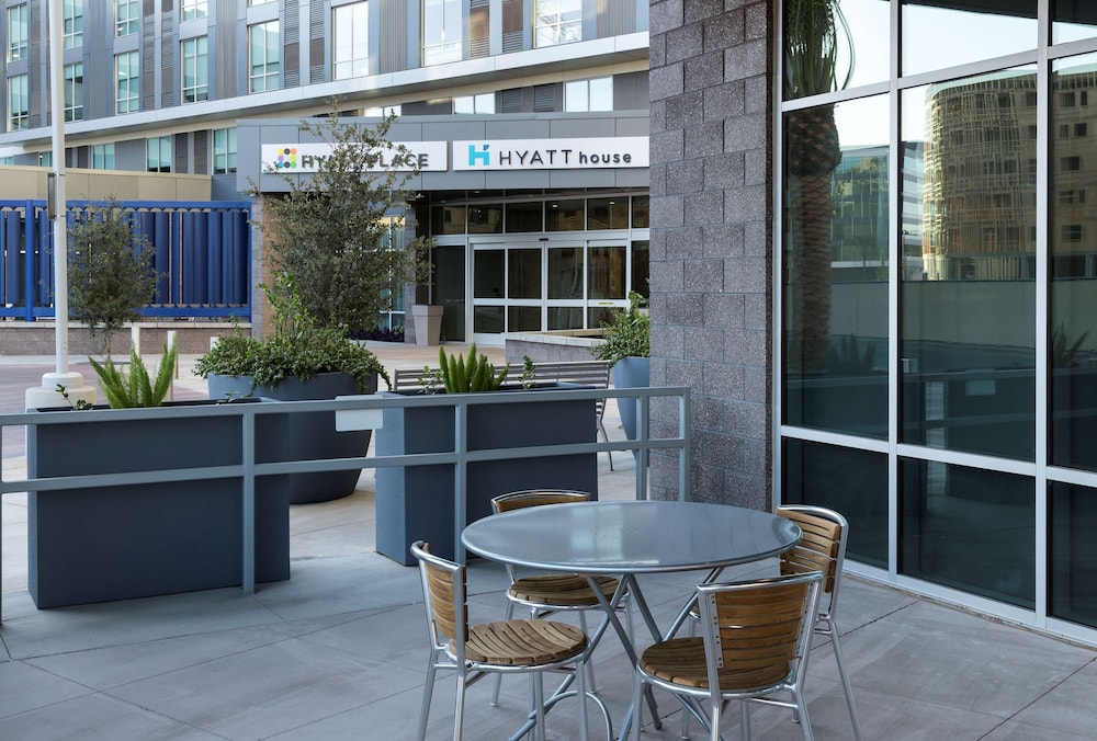 Hyatt Place Tempe / Phoenix / University