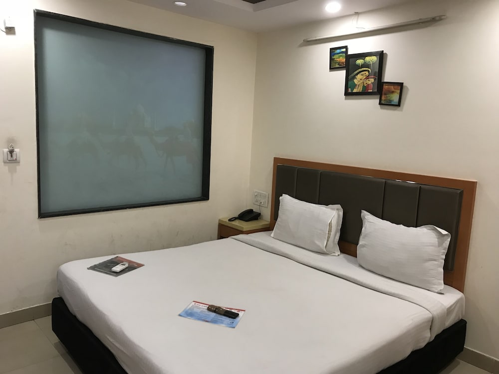 Hotel R Continental