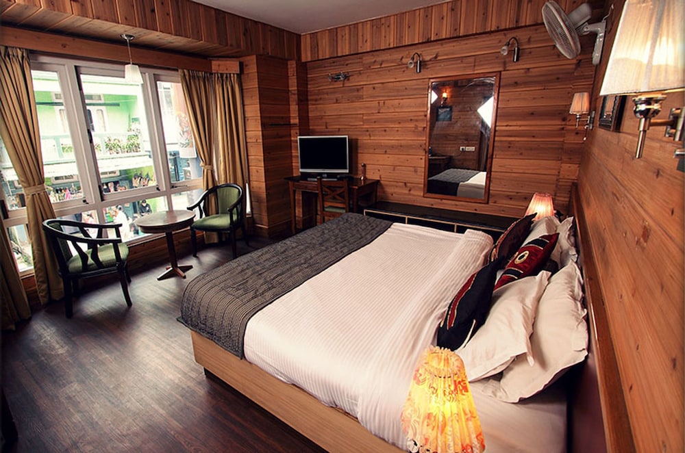 Jagjeet hotel mirik