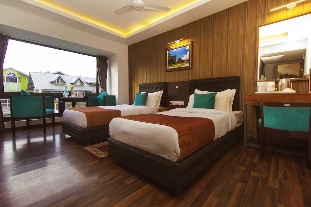 Jagjeet hotel mirik
