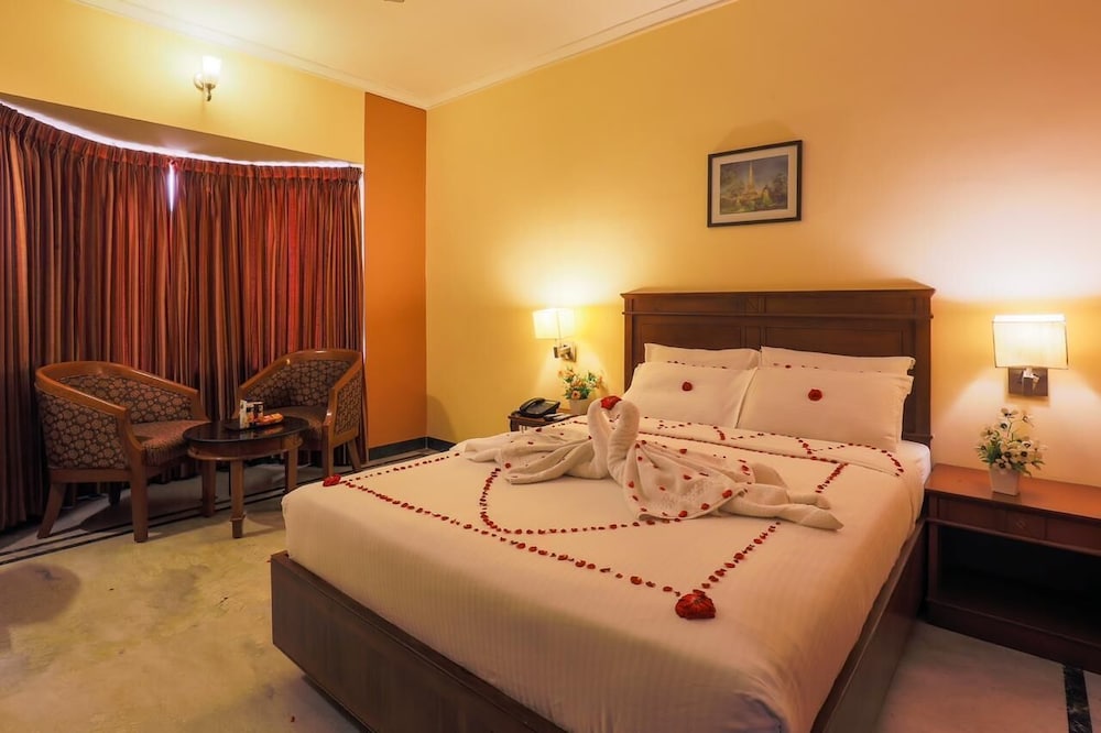 HOTEL GRAND PALACE near Airport Chennai