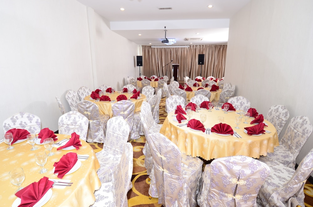 Hotel Nusa CT