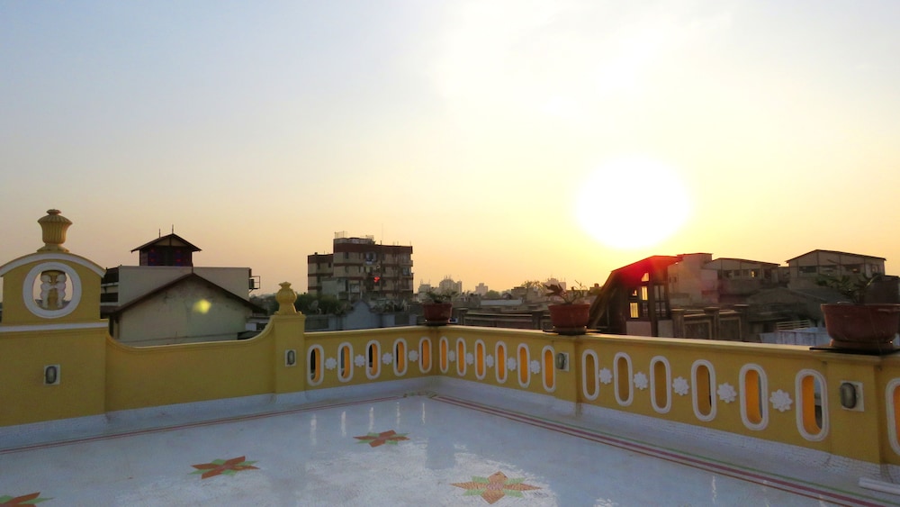 Mangaldas Ni Haveli II by The House of MG