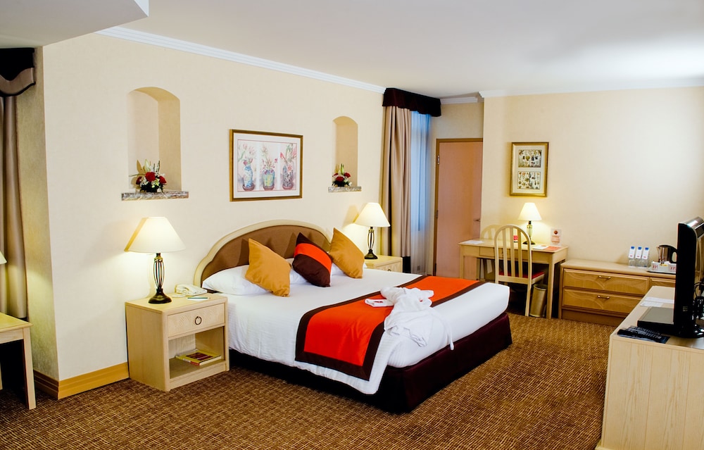 Novel Hotel City Center