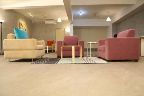 Swan Suites - Gachibowli