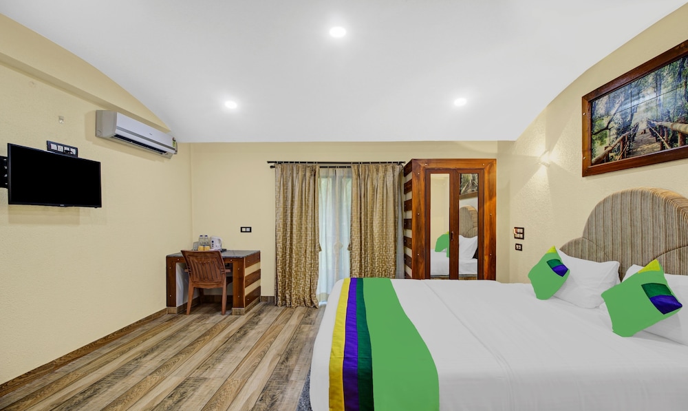 Treebo Majestic Palms, 2 Km From Colva Beach