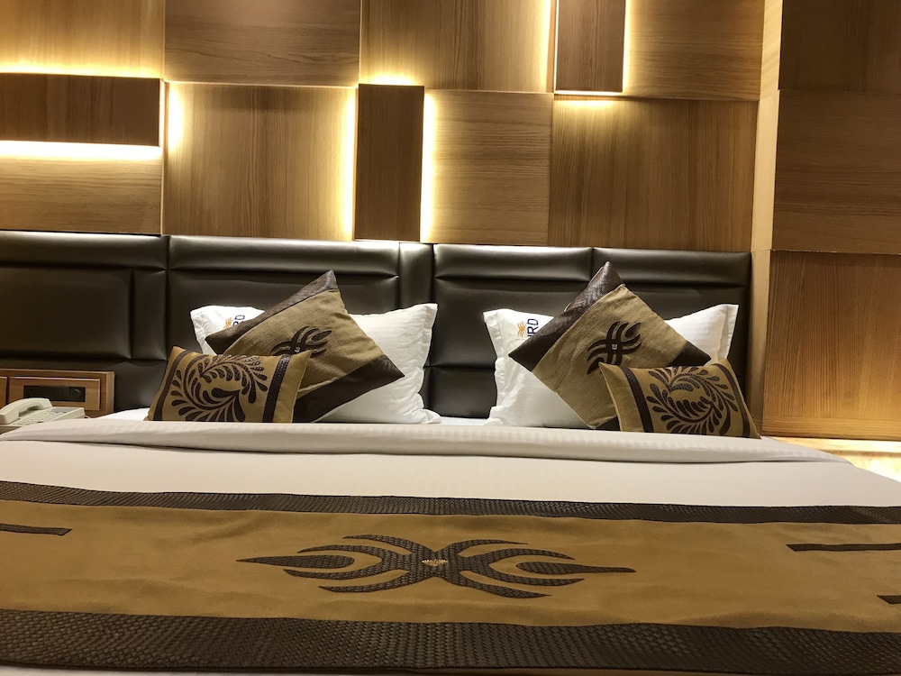 JRD Pride -Business Hotel
