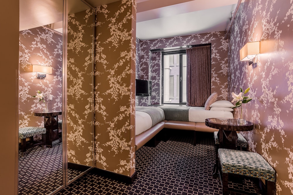 45 Times Square Hotel