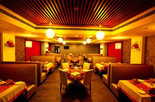 Paravoor Galaxy Hotel