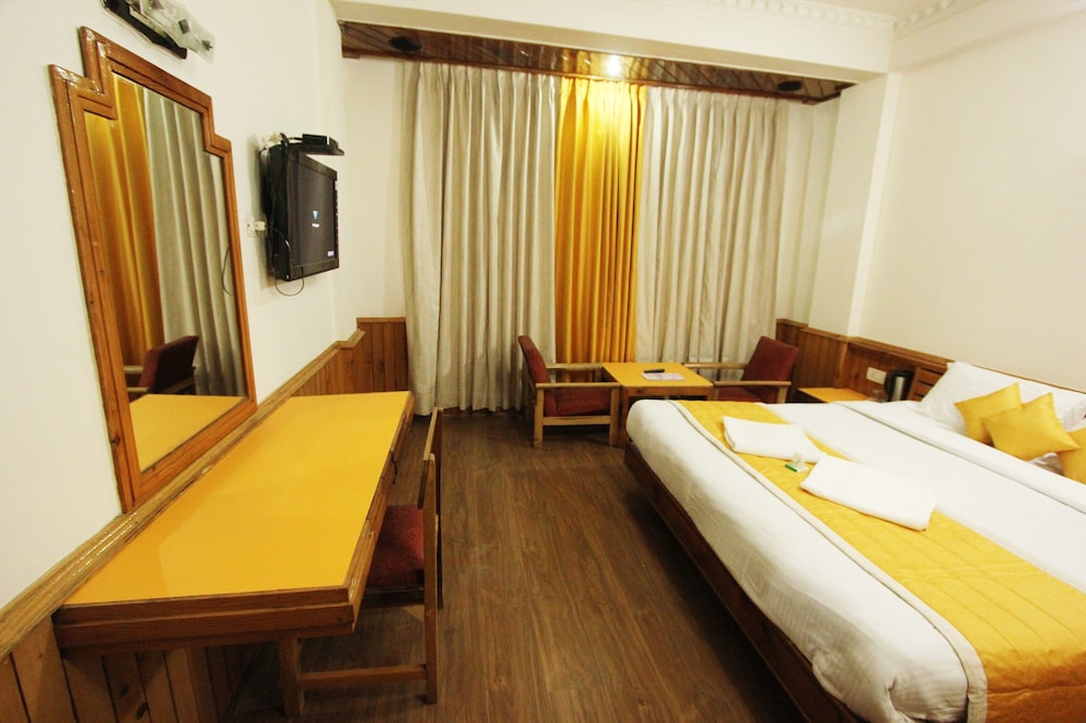  Hotel Snow View Manali - Main Mall Road