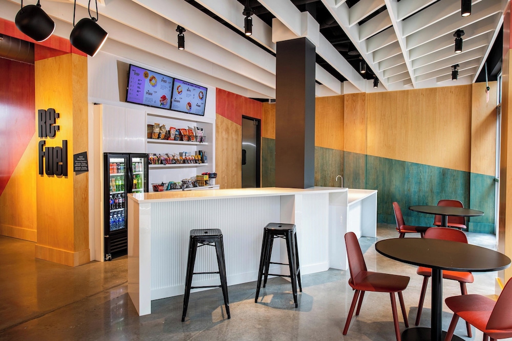 Aloft Savannah Downtown Historic District