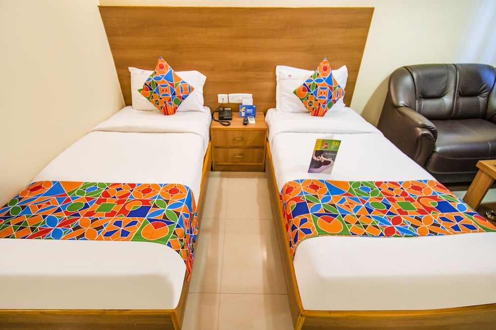 FabHotel Jansi Deluxe