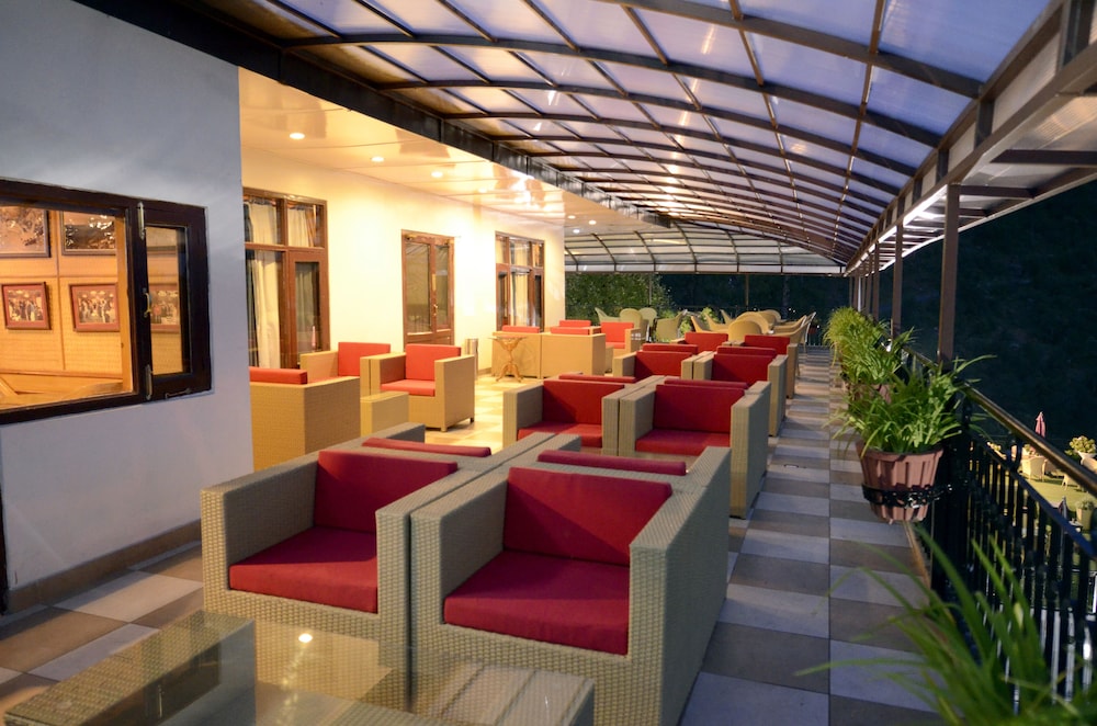 Asia Spa Resort Centrally Heated for Your Comfort (Just a 10-minute drive from McLeod Ganj Market)