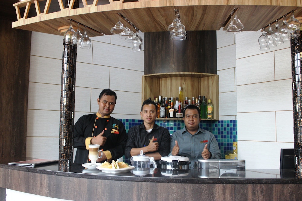 The Golden Bay Hotel Batam