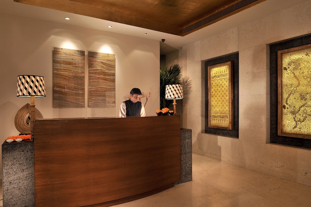  Udman Hotel Panchshila Park