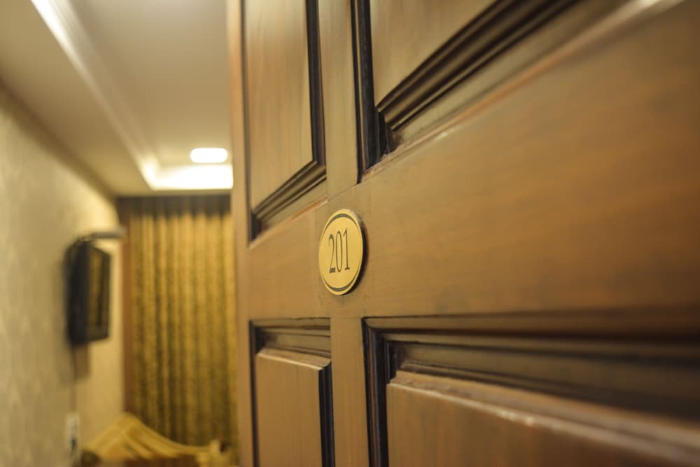 Serene Boutique Hotel