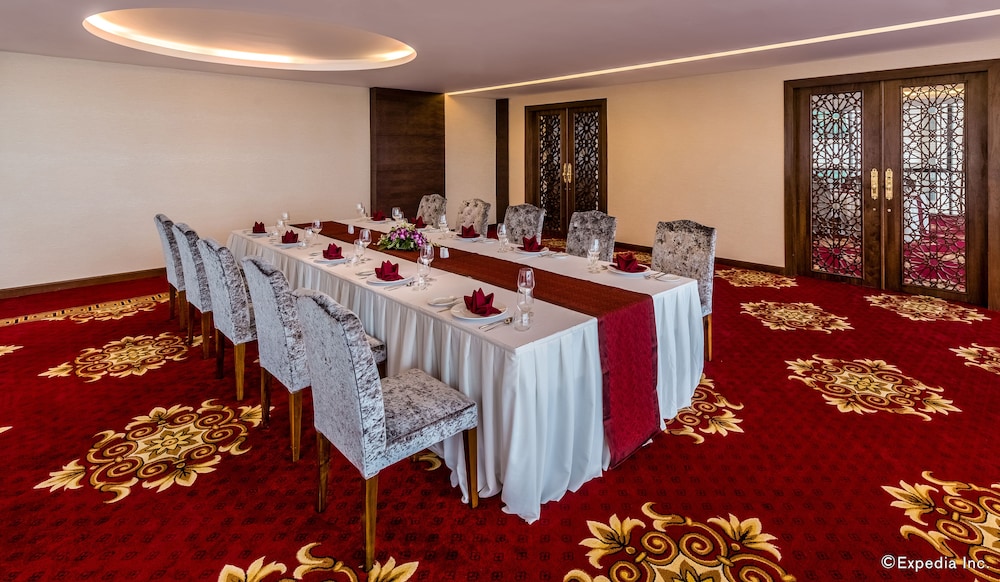 Muong Thanh Luxury Quang Ninh Hotel