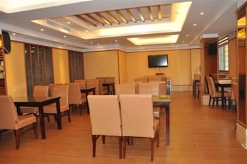 YIWU RUIFENG HOTEL