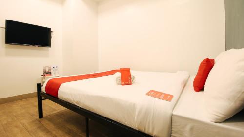 RedDoorz Plus @ San Marcelino Malate 