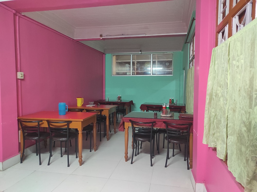 Hotel Tawang Holiday
