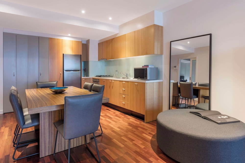 Oaks Melbourne on Market Hotel