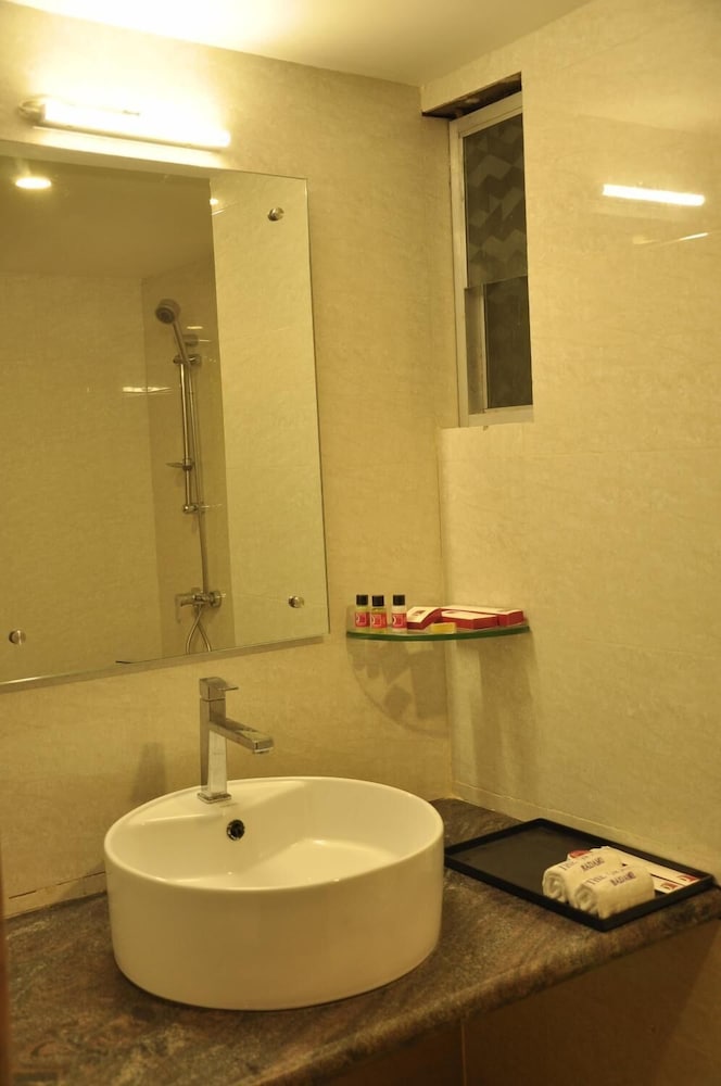Grand Clarks Inn Badami 