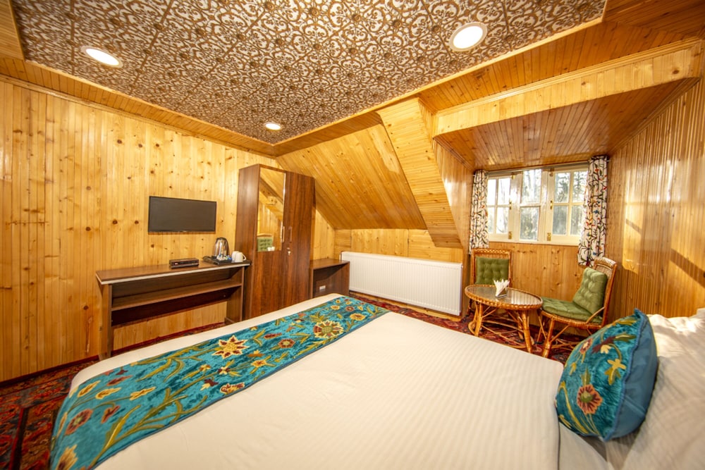 Gulmarg Ski Hill Resort