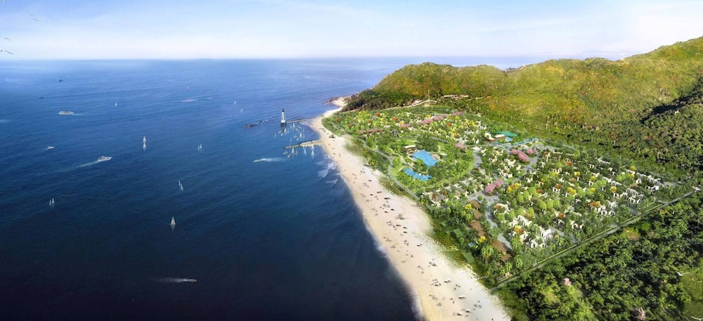 Oceanami Villas & Beach Club