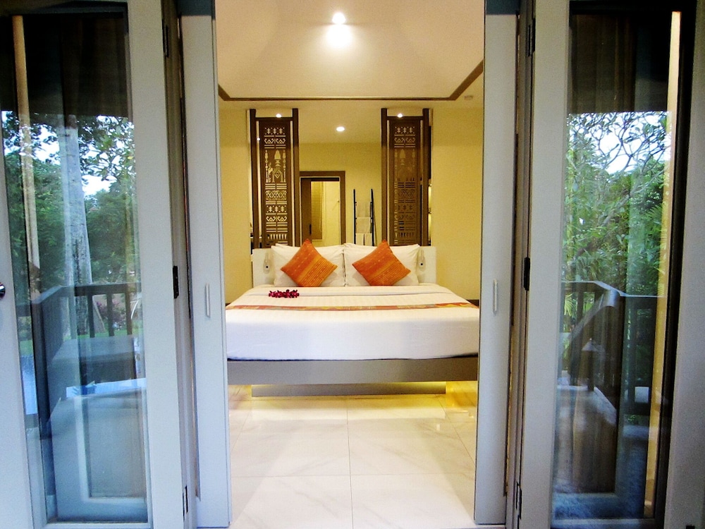 Lanna Dusita Riverside Boutique Resort