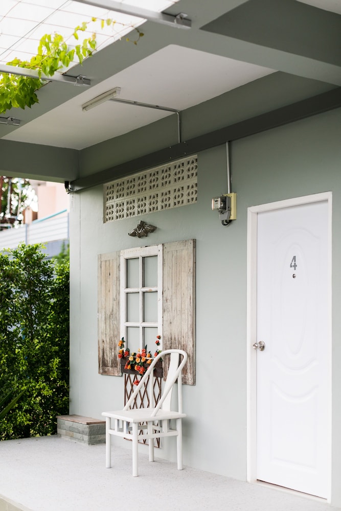 Phuket Nonnita Boutique Resort