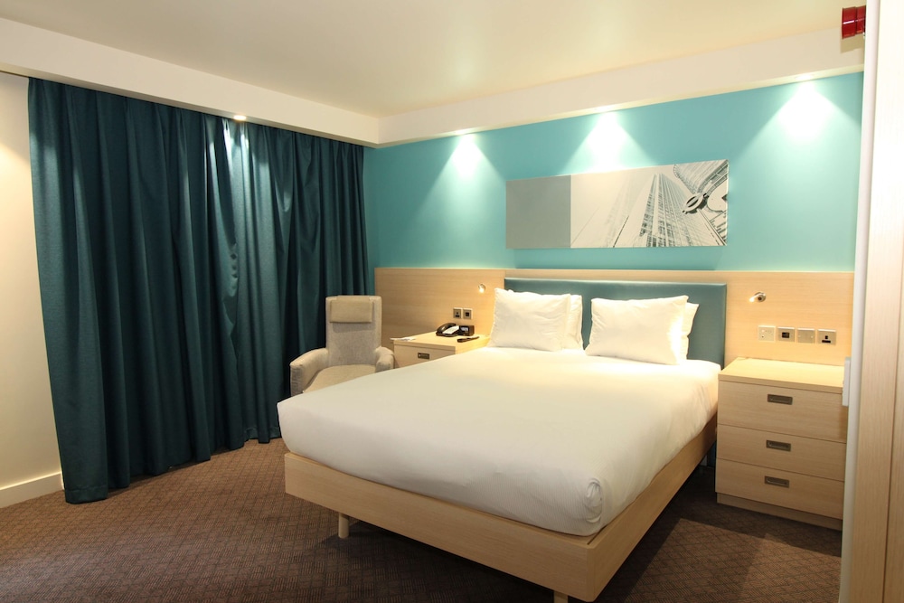 Hampton by Hilton London Docklands