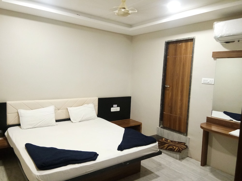 Hotel Grand Shivam