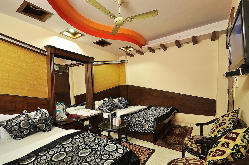 Hotel Roma Deluxe