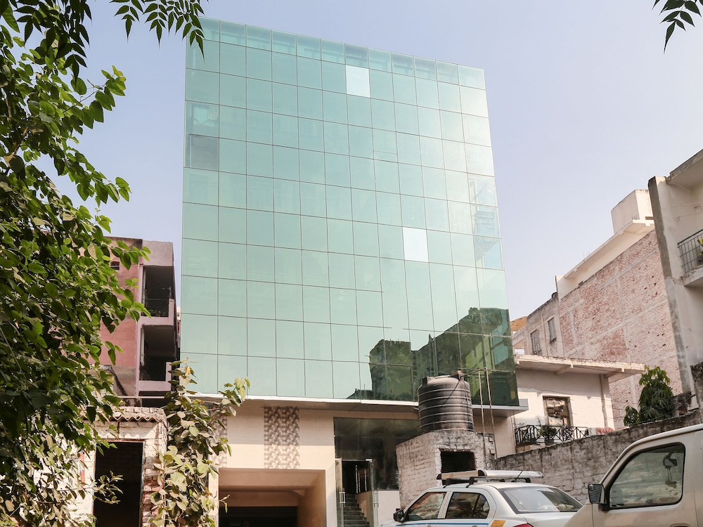 OYO 19631 Grand Aerocity