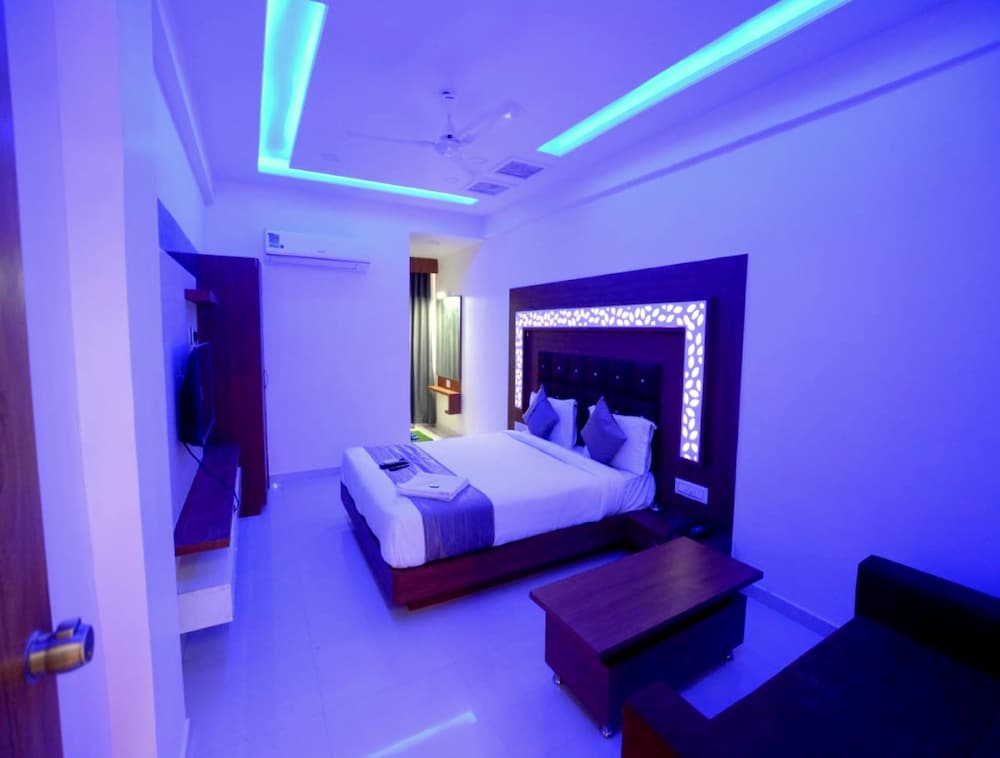  Hotel Green Leaf