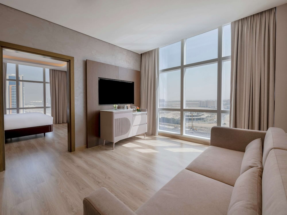 Mövenpick Hotel Jumeirah Village Triangle