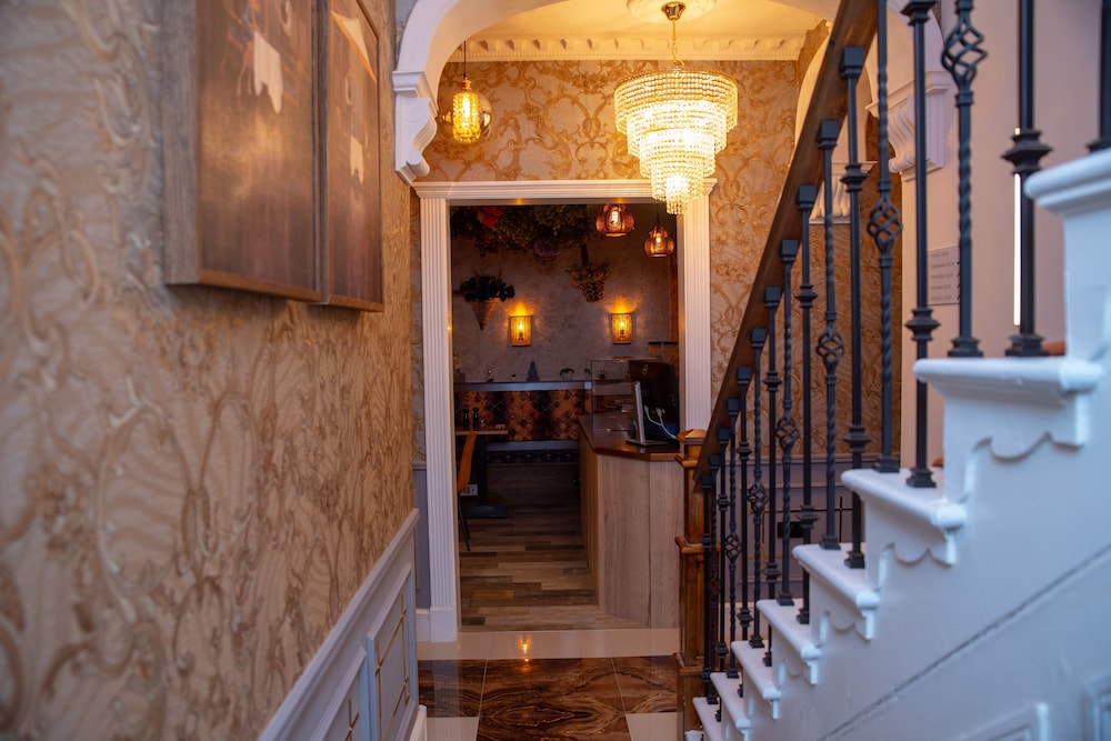 Domo Boutique Hotel