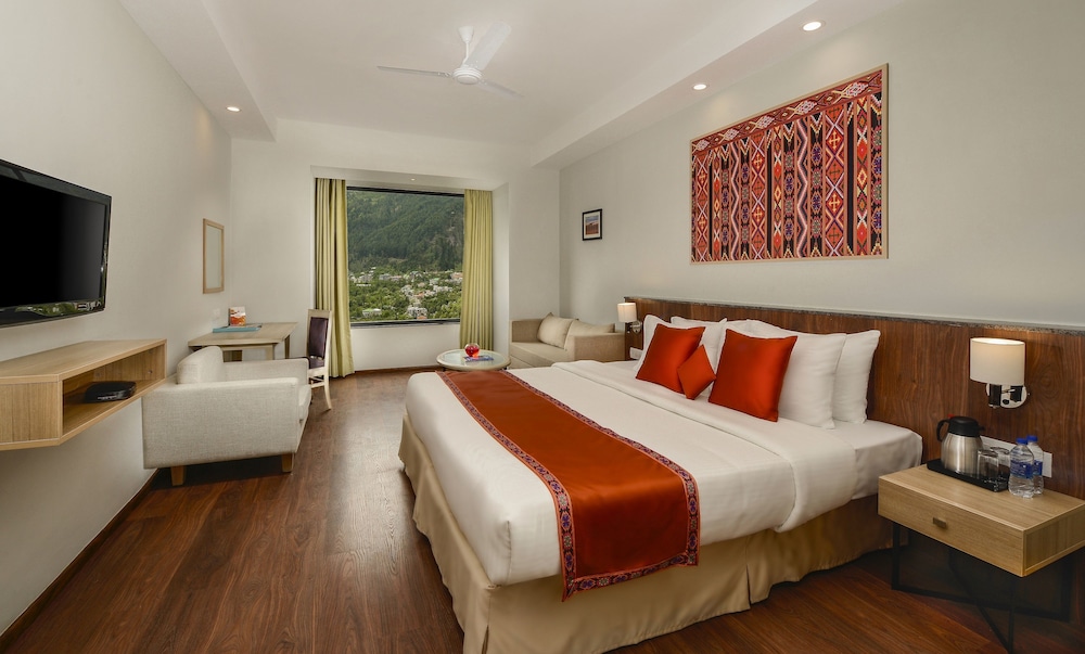 Sterling Manali