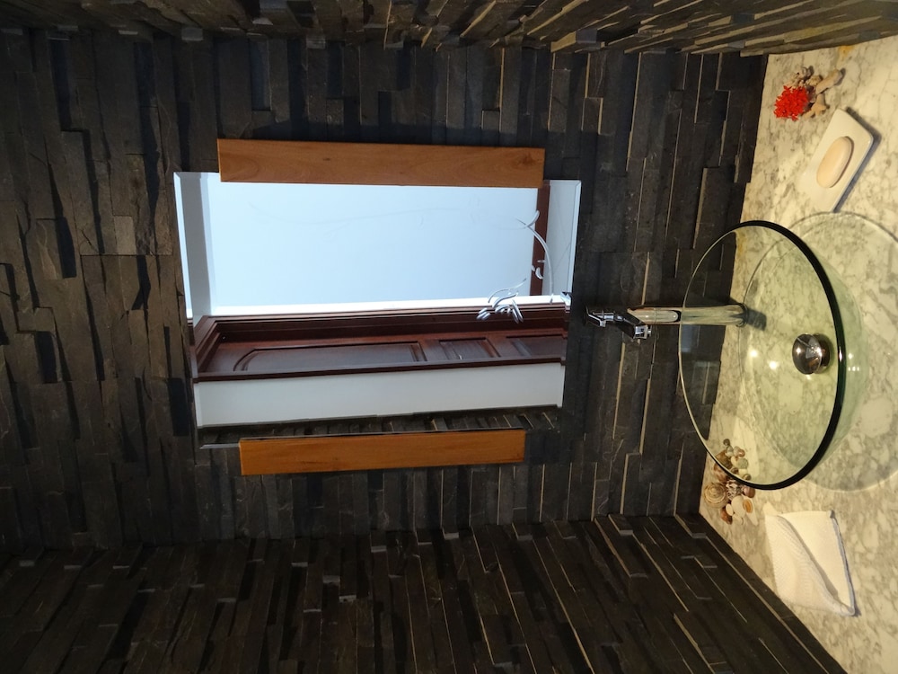 Sailfish Beach Villas