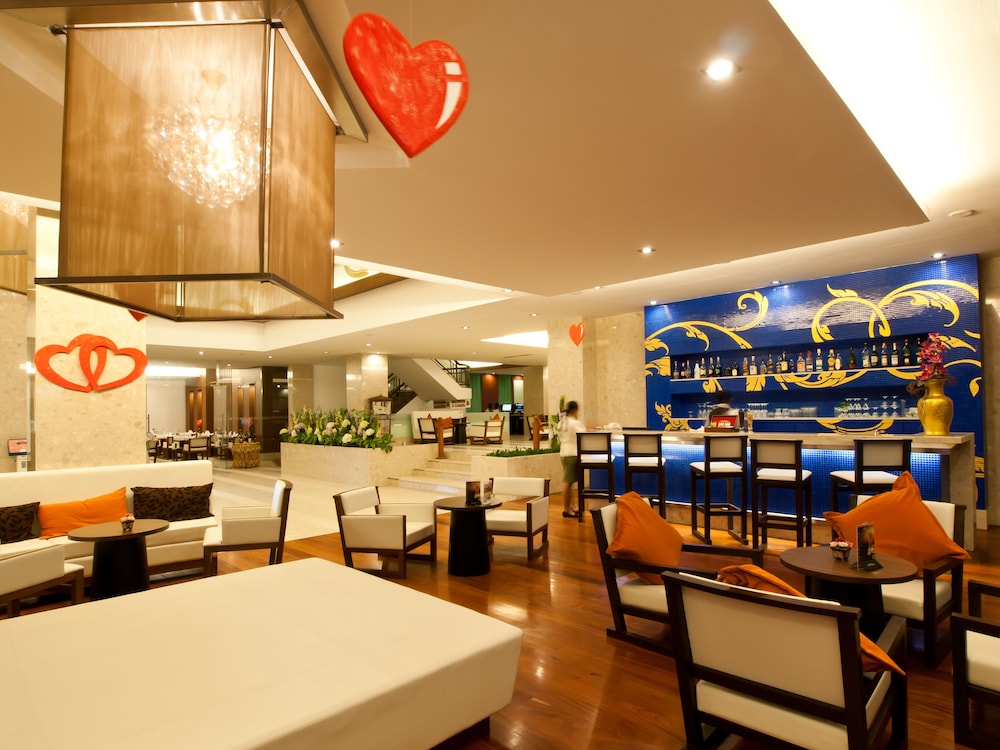 GRAND JOMTIEN PALACE HOTEL