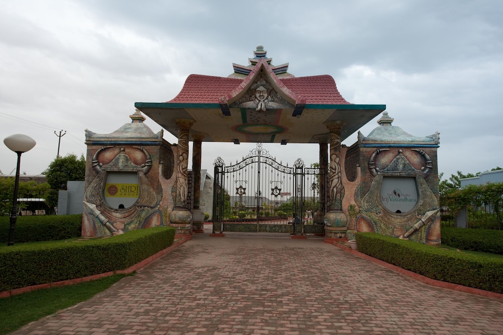 Shri Radha Brij Vasundhara Resort & Spa - Govardhan