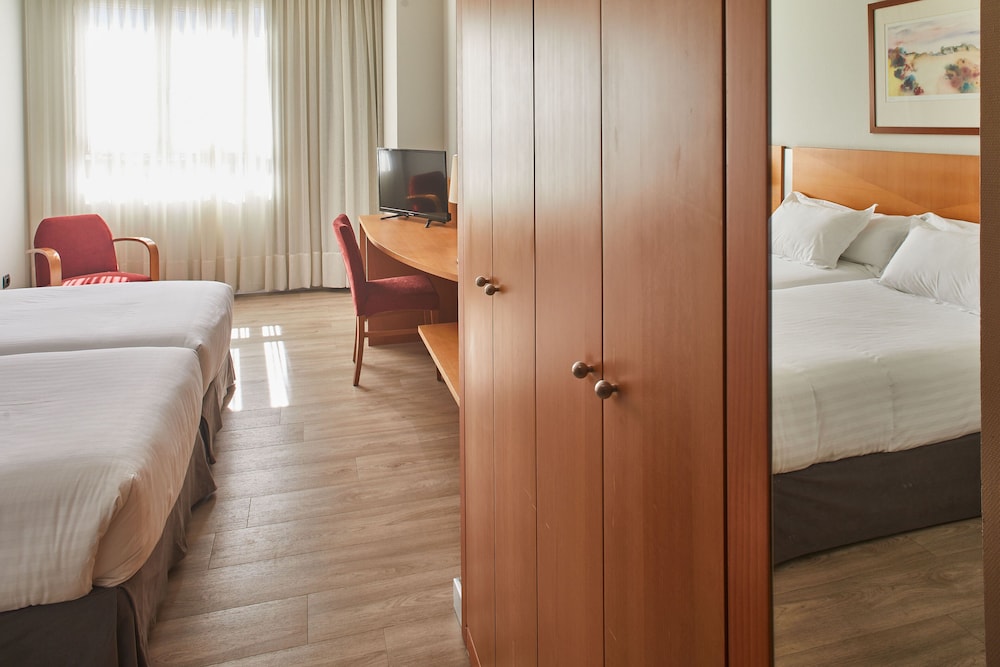 Hotel Silken Luis de León