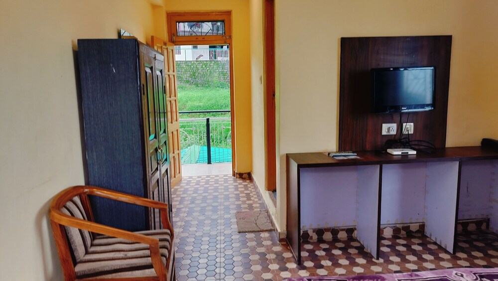 Ishwar Guest House