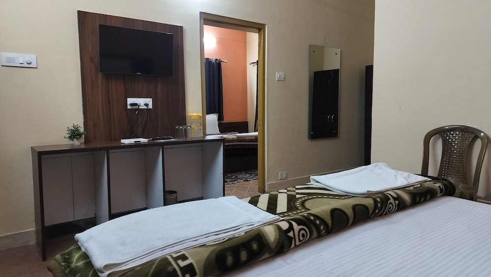 Ishwar Guest House