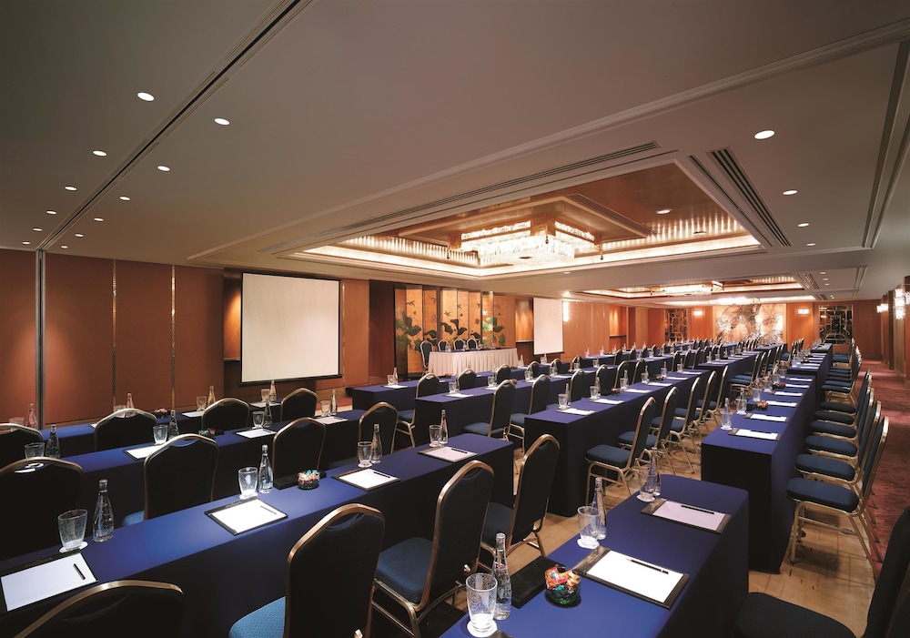 Kowloon Shangri-La, Hong Kong