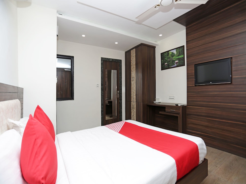 HOTEL SOLITARE INN