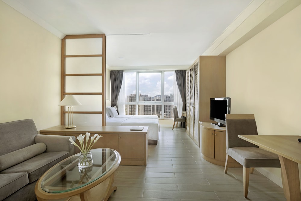 Harbour Plaza Resort City