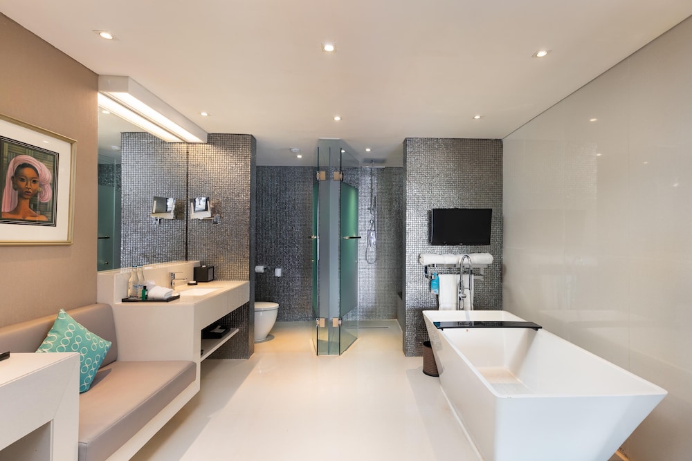 Double Six Luxury Hotel Seminyak